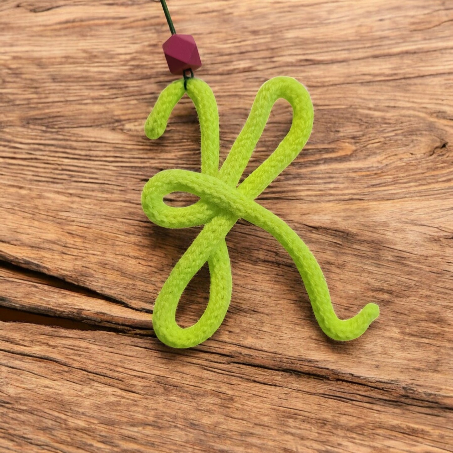 Νήμα με τρύπα για κατασκευές με σύρμα κ.α. στο χρώμα της επιλογής σας