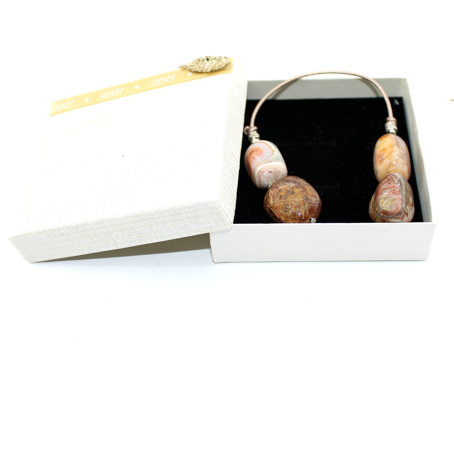 Μπεγλέρι in corde με ημιπολύτιμες πέτρες