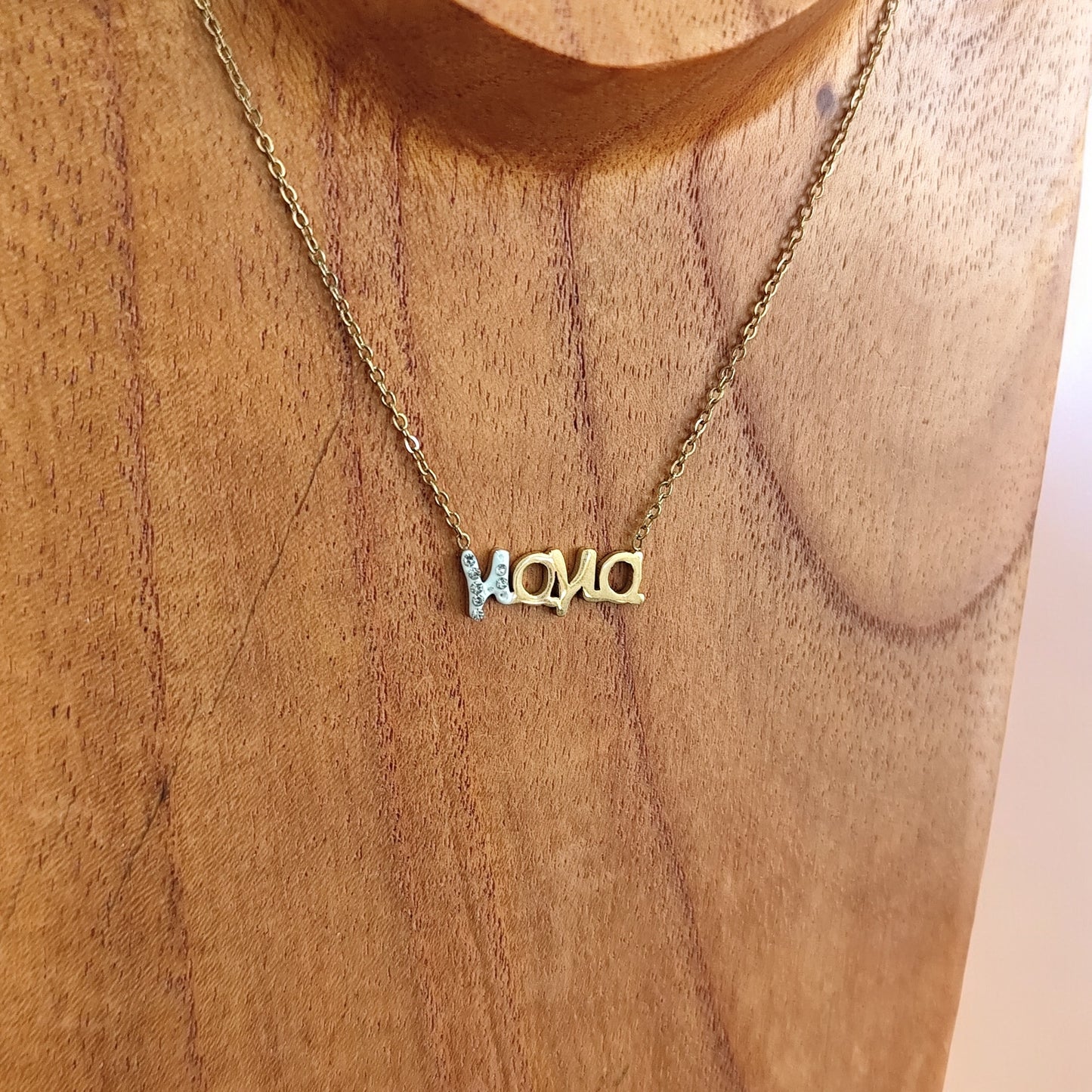 Κολιέ in corde mom
