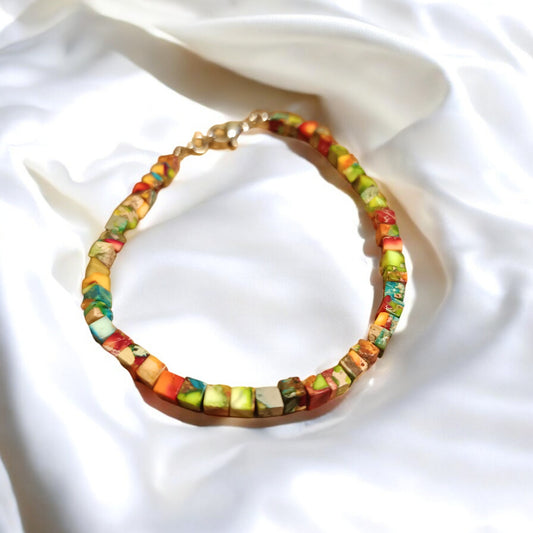 Βραχιόλι από πολύχρωμες πέτρες