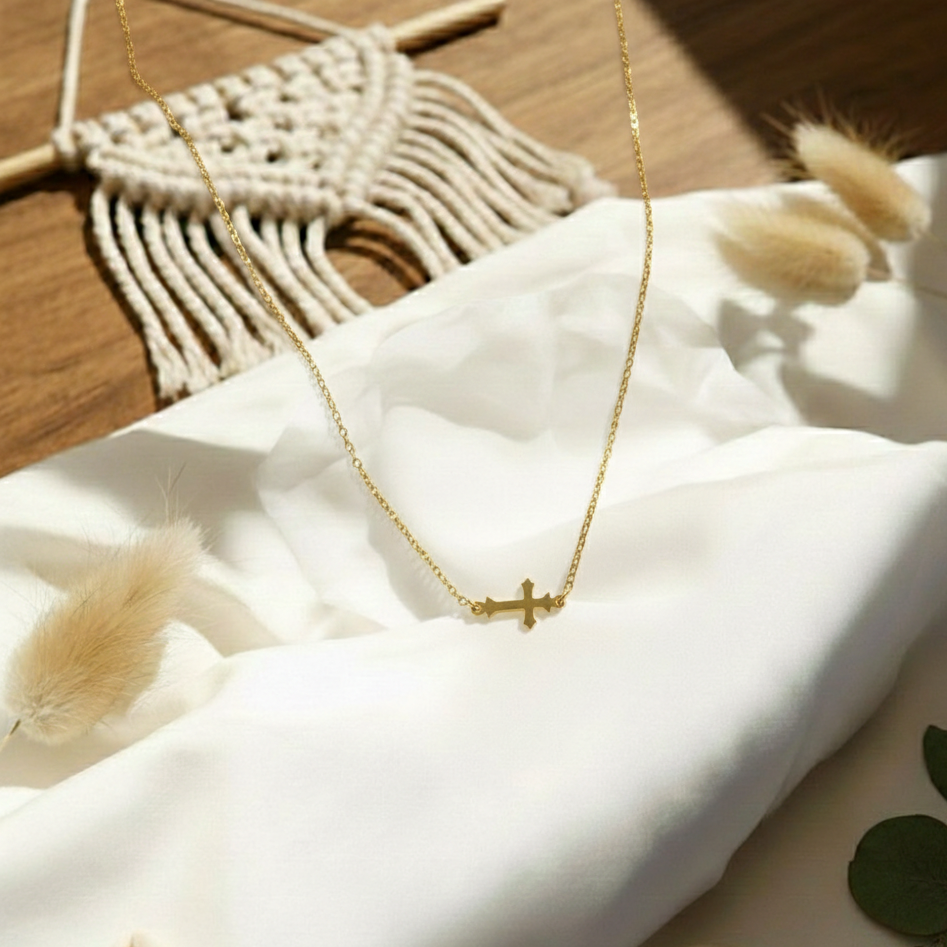 Κολιέ in corde σταυρός