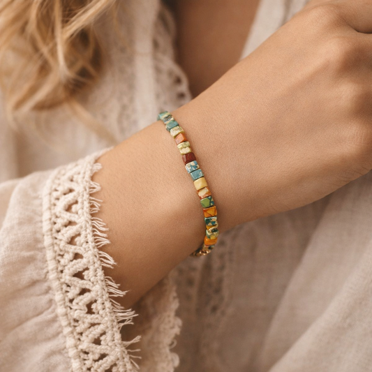 Βραχιόλι από πολύχρωμες πέτρες